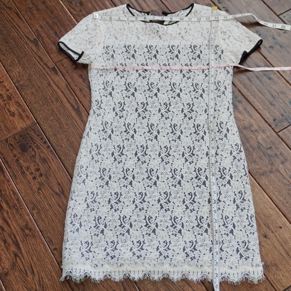 💥Host Pick💥DVF | Barbie Lace Overlay Dress - Picture 7 of 7